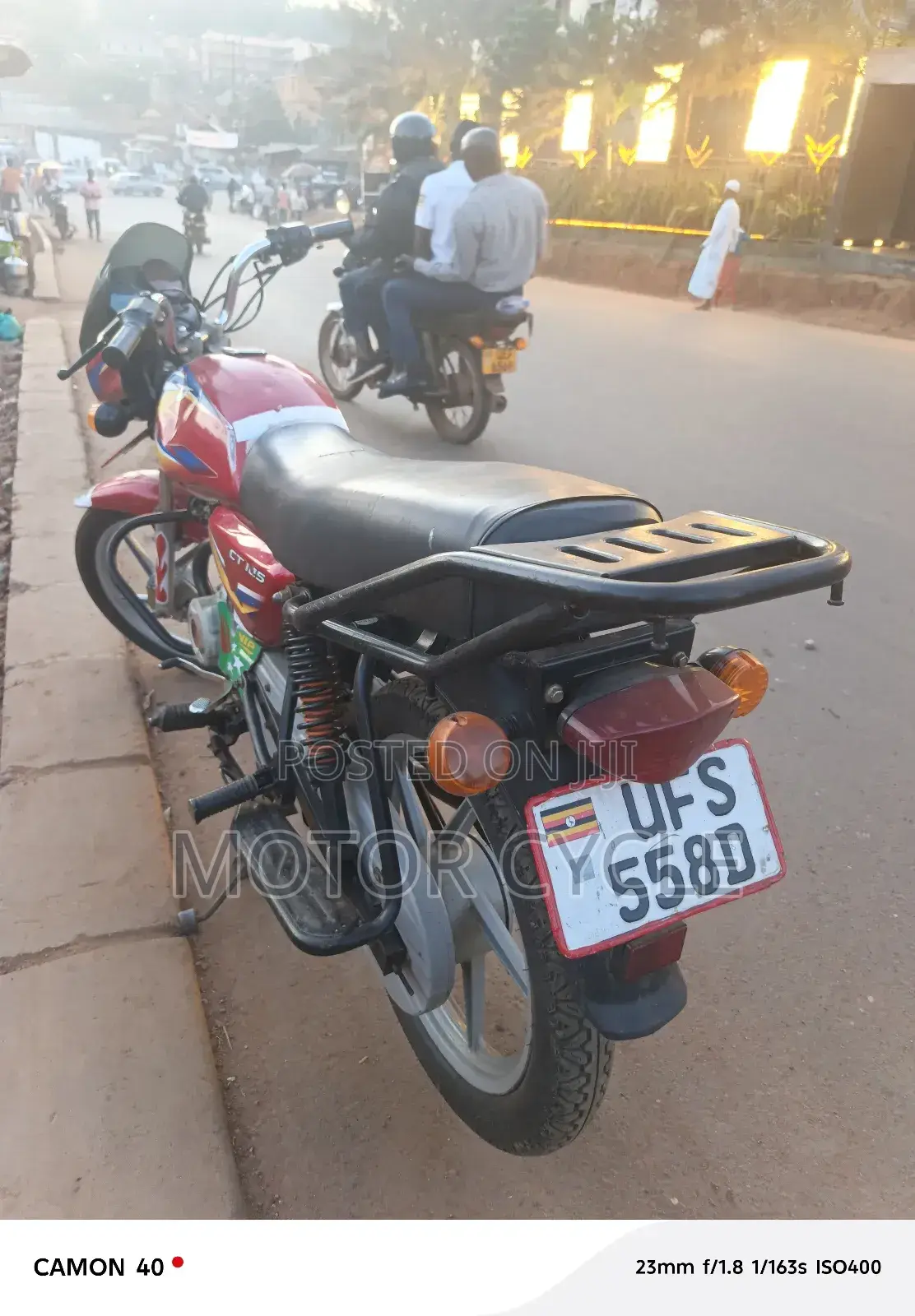 Bajaj Boxer 125 2023 Red