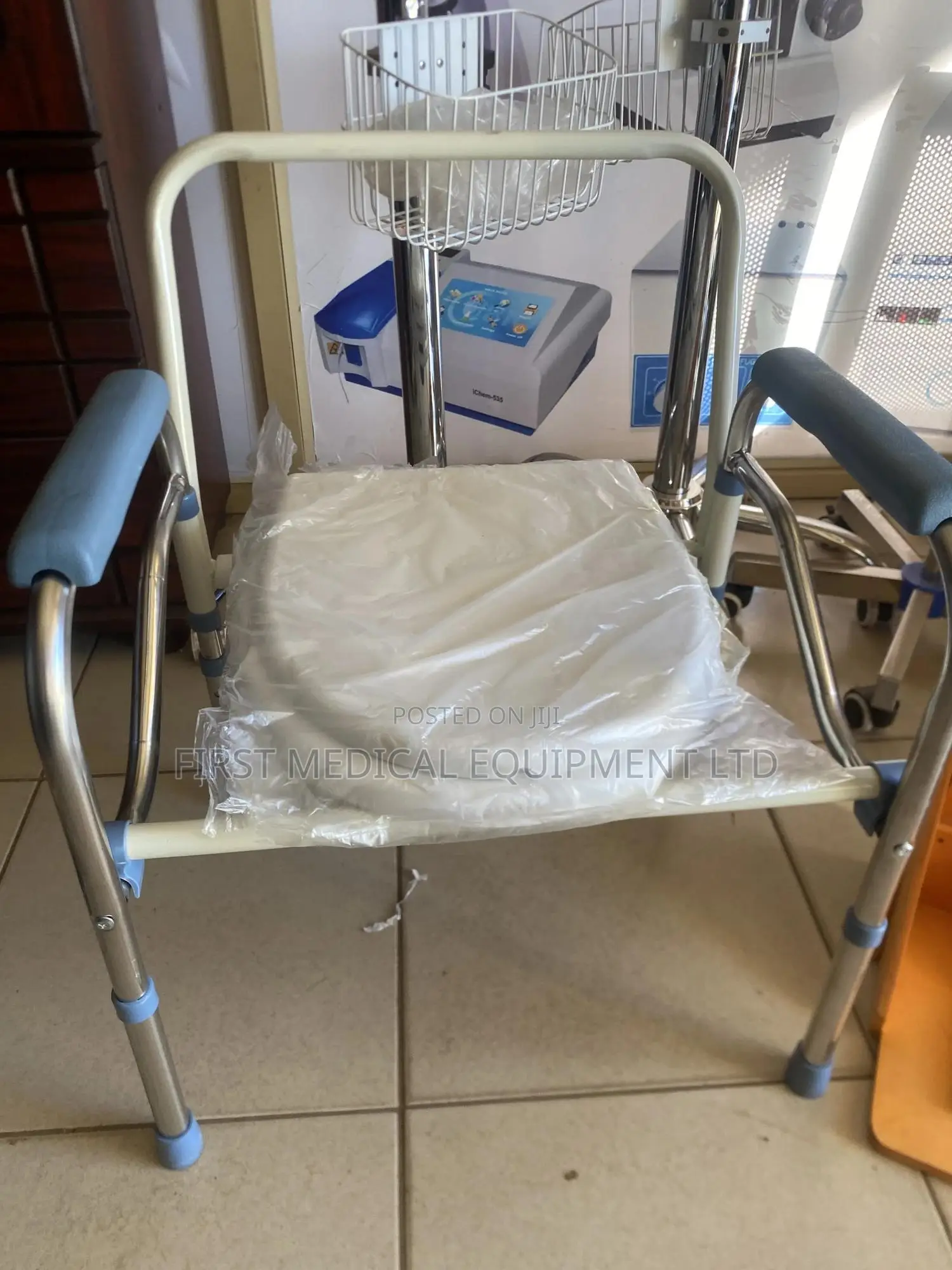 Shower Chairs (Commode Chair)