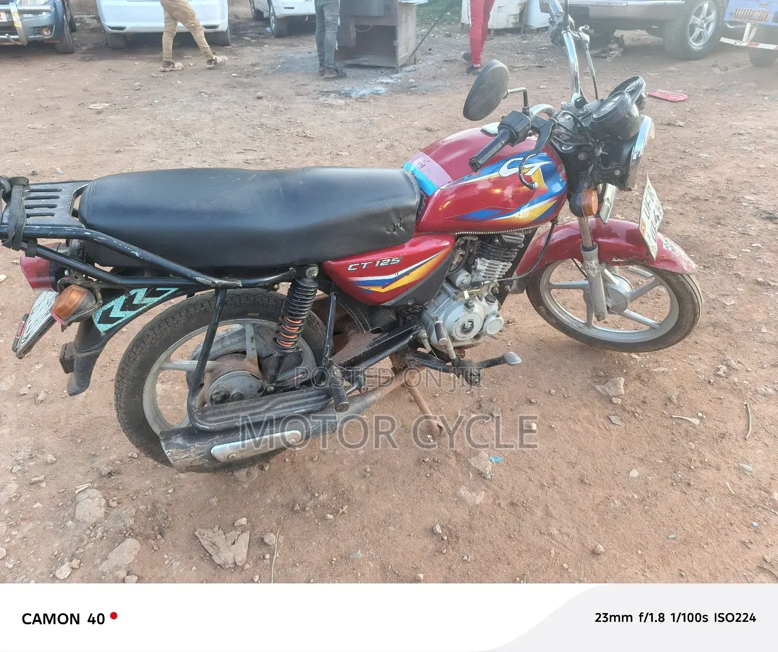 Bajaj Boxer 125 2023 Red