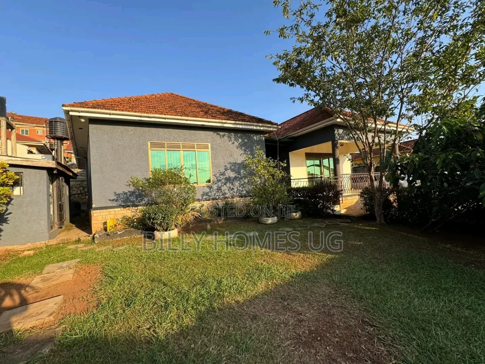 5bdrm Bungalow in Kira for sale