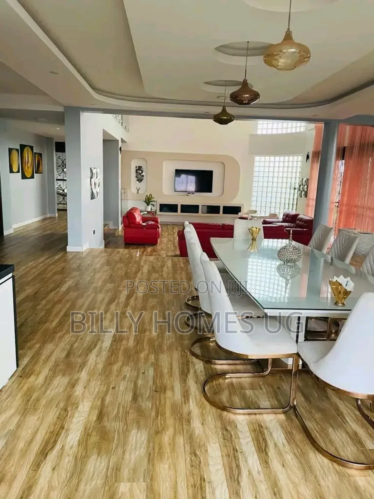6bdrm Mansion in Kira for sale