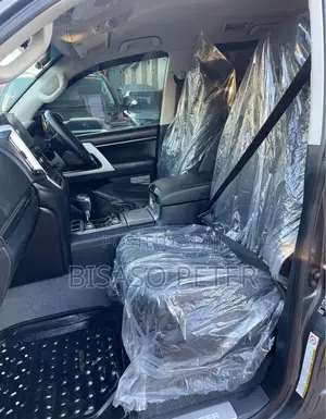 Toyota Land Cruiser 2015 Gray