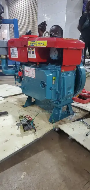 Diesel Water Cooled Engine 30hp Key Start / Self Ignition