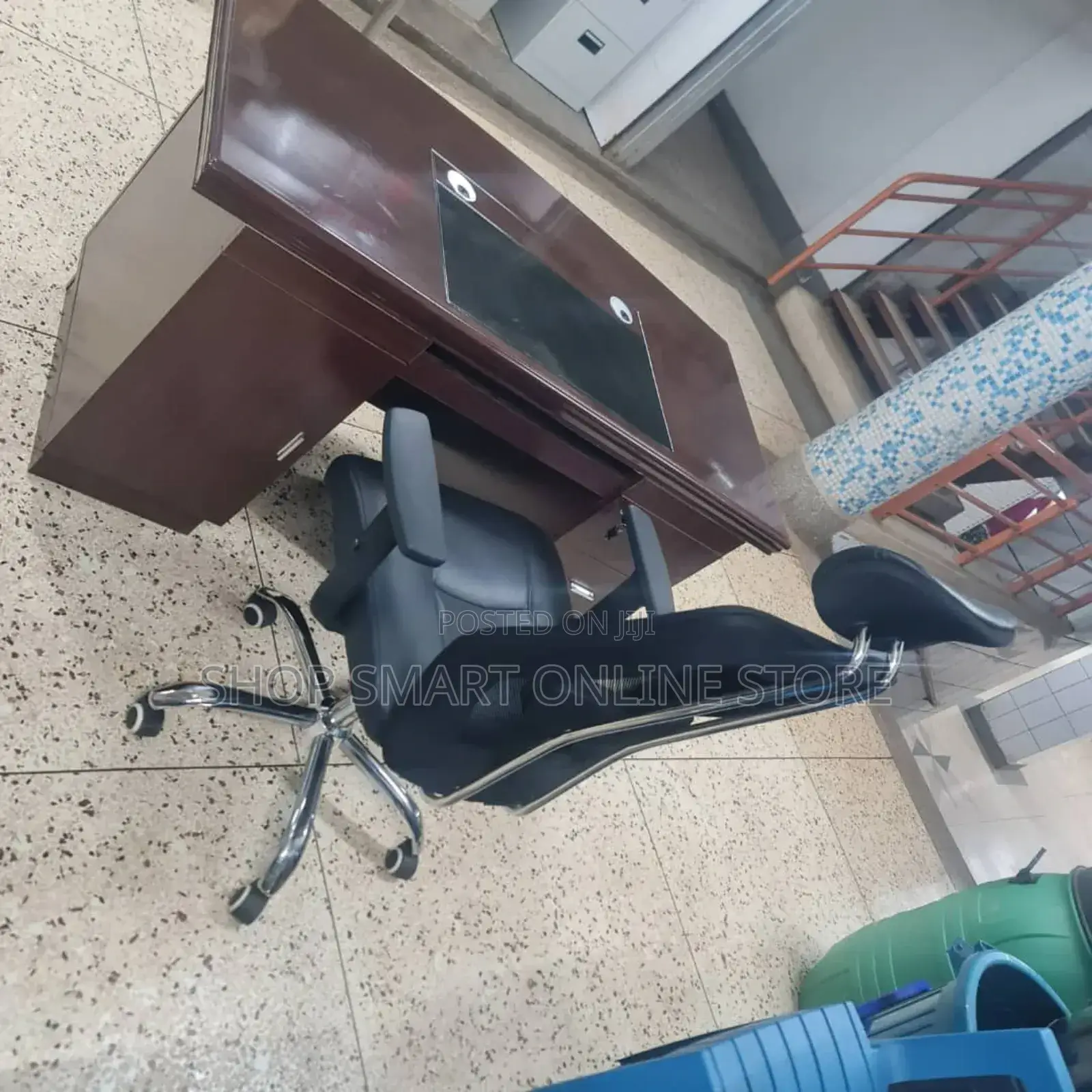 Executive Office Desk and a Chair 1.4mtrs