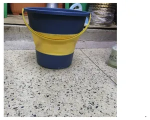 Collapsible Folding Bucket