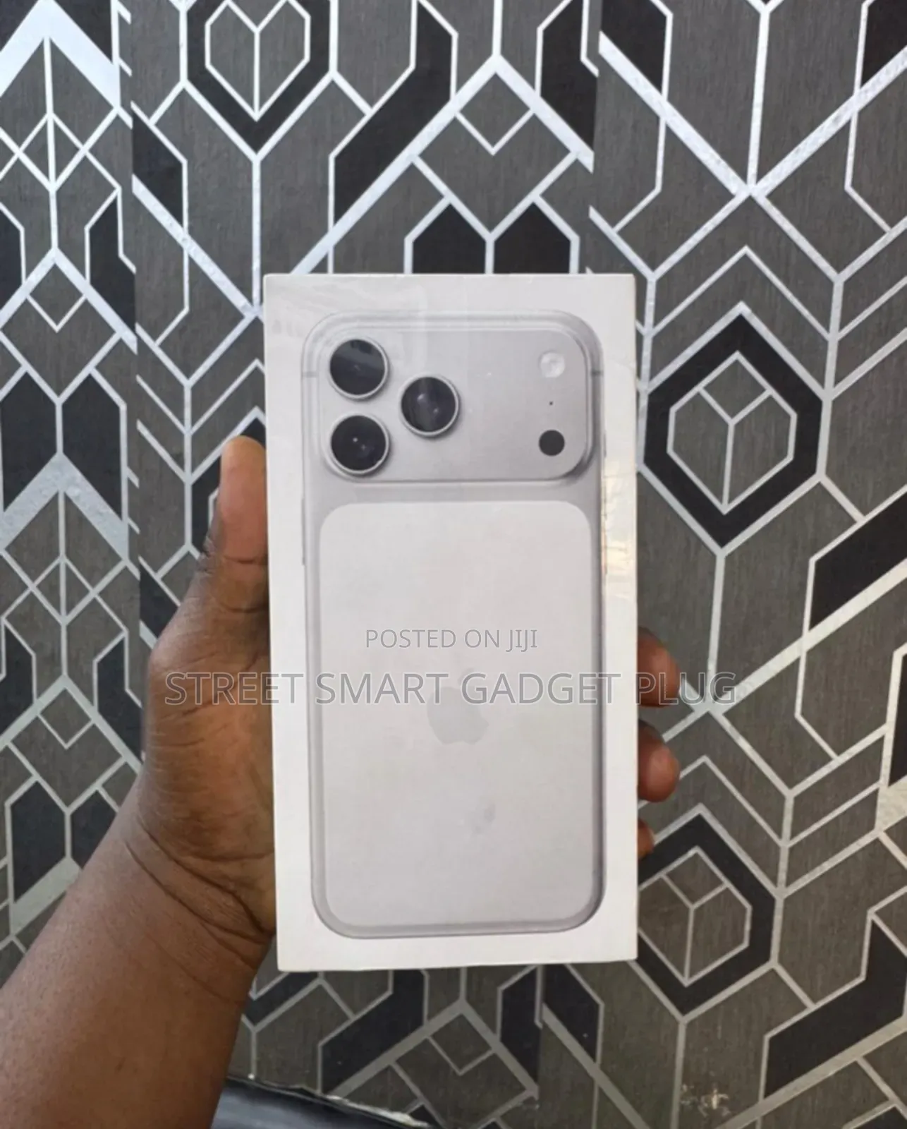 New Apple iPhone 17 Pro Max 256 GB Gray