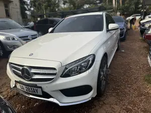 Mercedes-Benz C200 2016 White