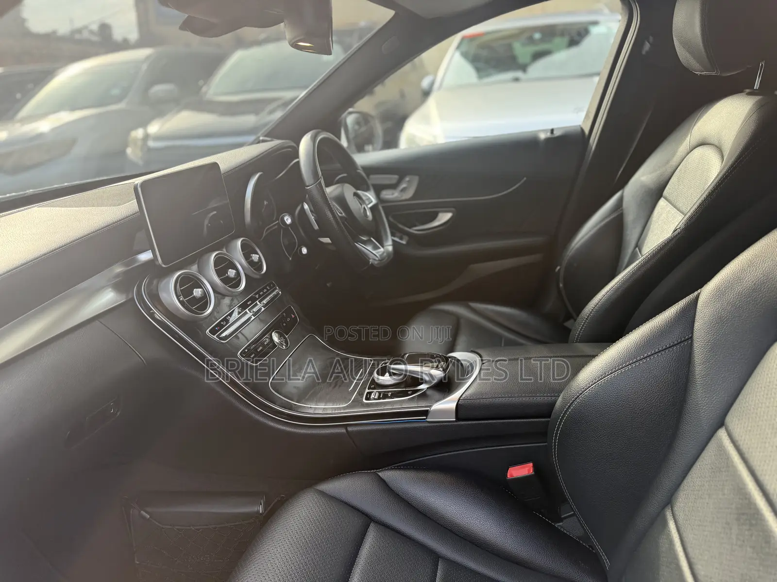 Mercedes-Benz C200 2016 White