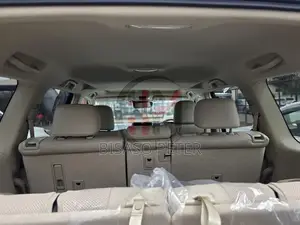 Toyota Land Cruiser Prado 2023 White