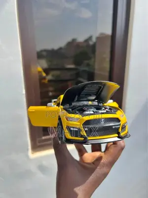 New Diecast Toy Car Metal Model for Kids Off-Road Vehicle Collection