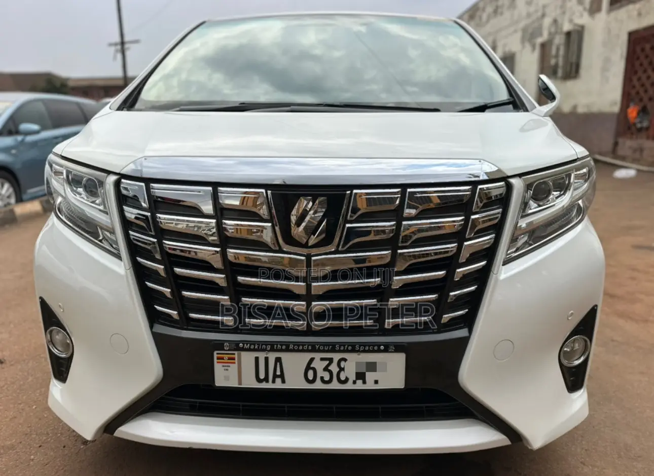 Toyota Alphard 2.5 Petrol AWD 2017 White