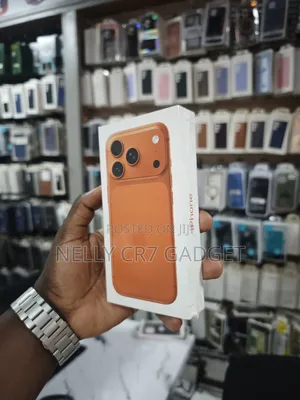 New Apple iPhone 17 Pro Max 256 GB Orange