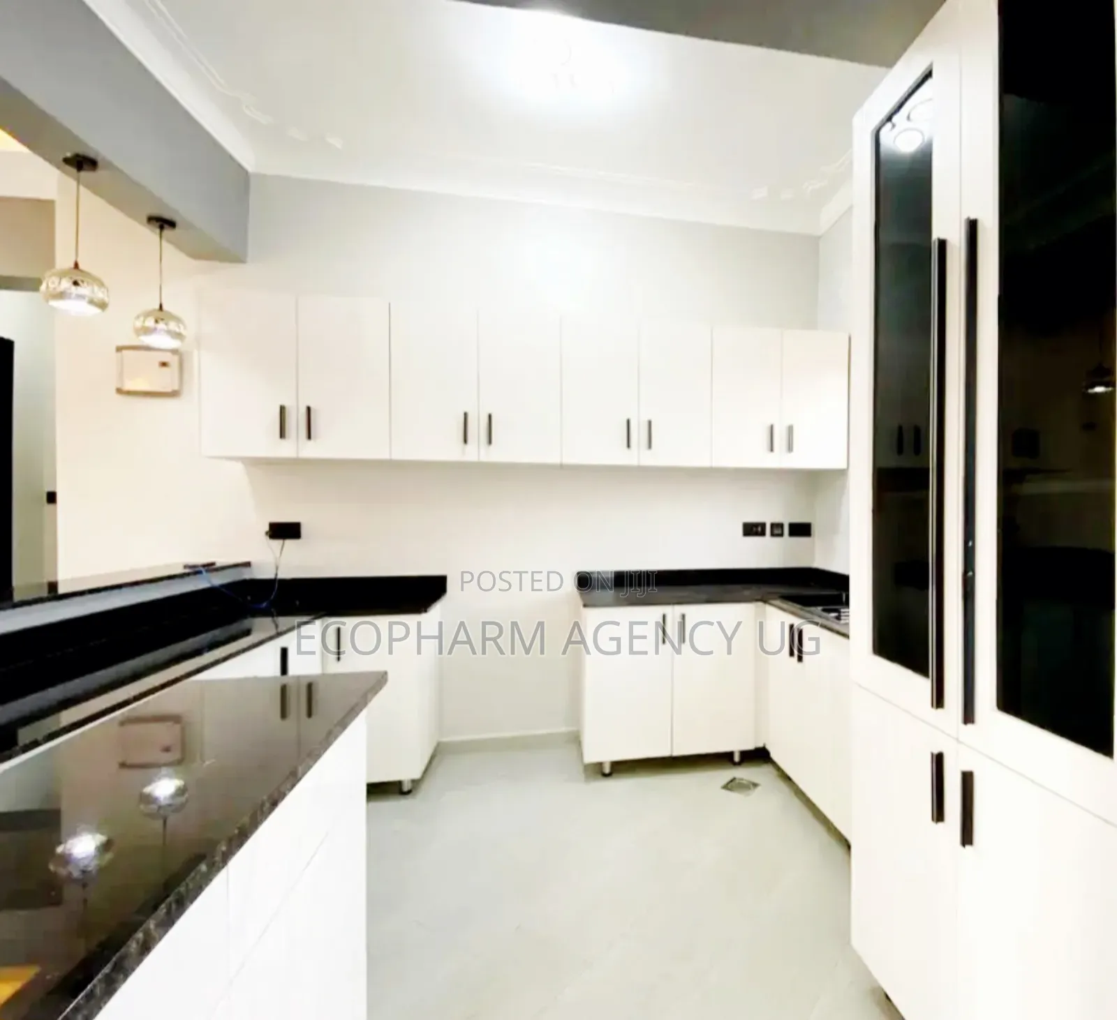 5bdrm Duplex in Najjera, Central Division for sale