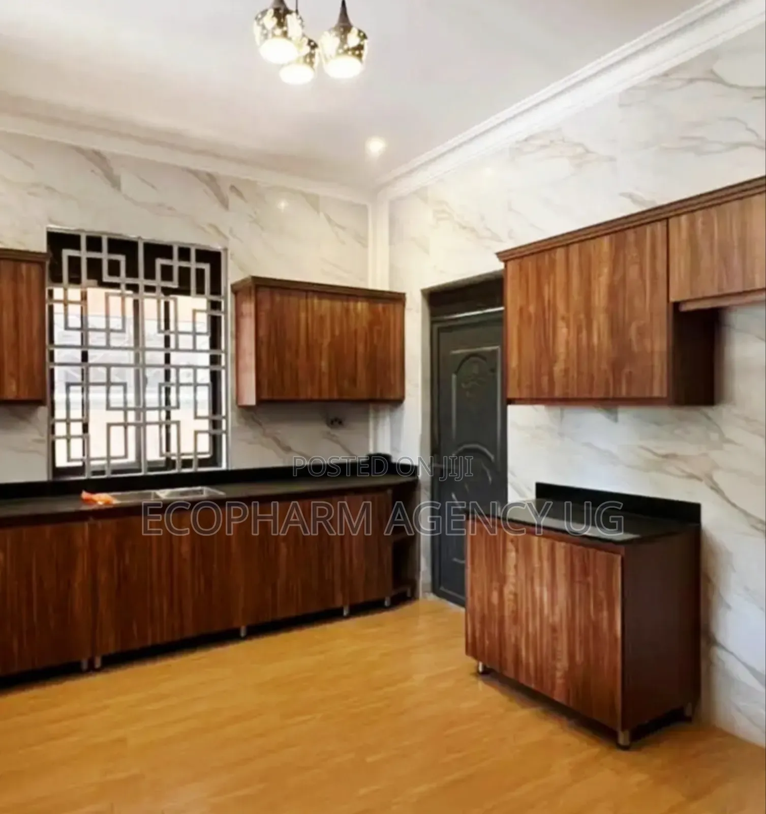 5bdrm Duplex in Kira, Central Division for sale
