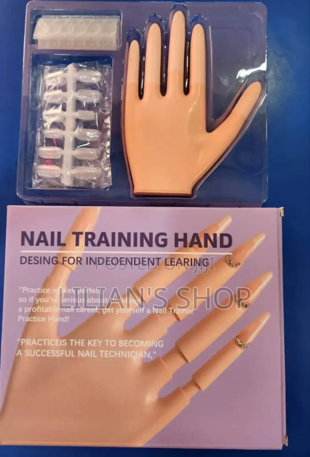 Nail Training Hand Kit.