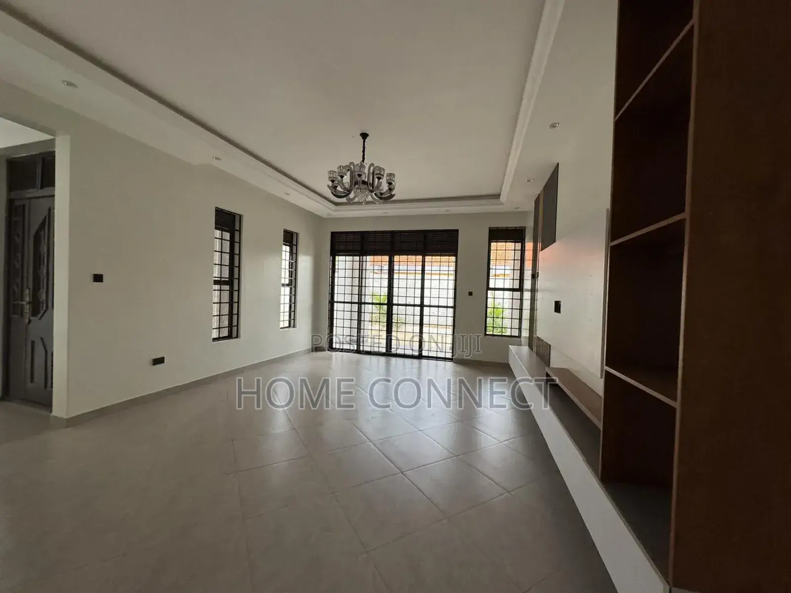 4bdrm Bungalow in Buziga, Central Division for sale