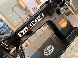 Juki Tl 82. Semi Industrial Sewing Machines With Heavy Local Stand