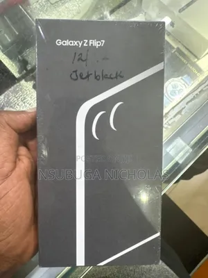 New Samsung Galaxy Z Flip7 256 GB Silver