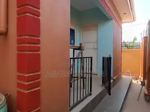 3bdrm Bungalow in Wakiso / Wakiso for sale