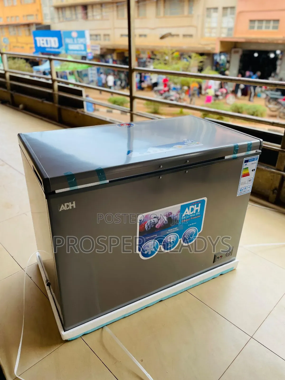 Adh 400 Litres Deep Freezer