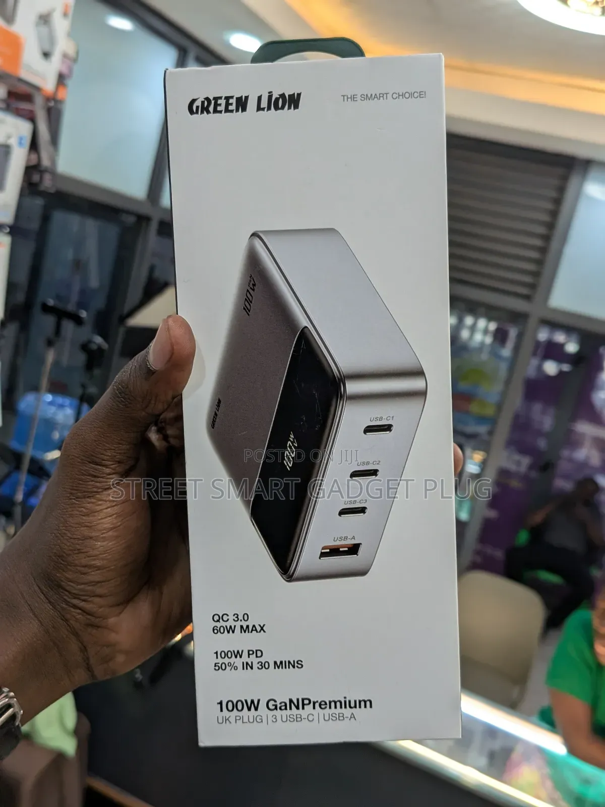 Greenlion 100watts Gan Premium. Uk Plug ,3usb C and Usb A