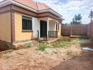 2bdrm House in Wakiso Town, Central Division for sale