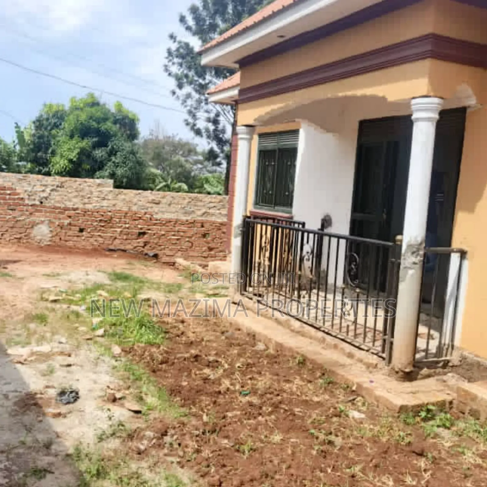 2bdrm House in Wakiso Town, Central Division for sale
