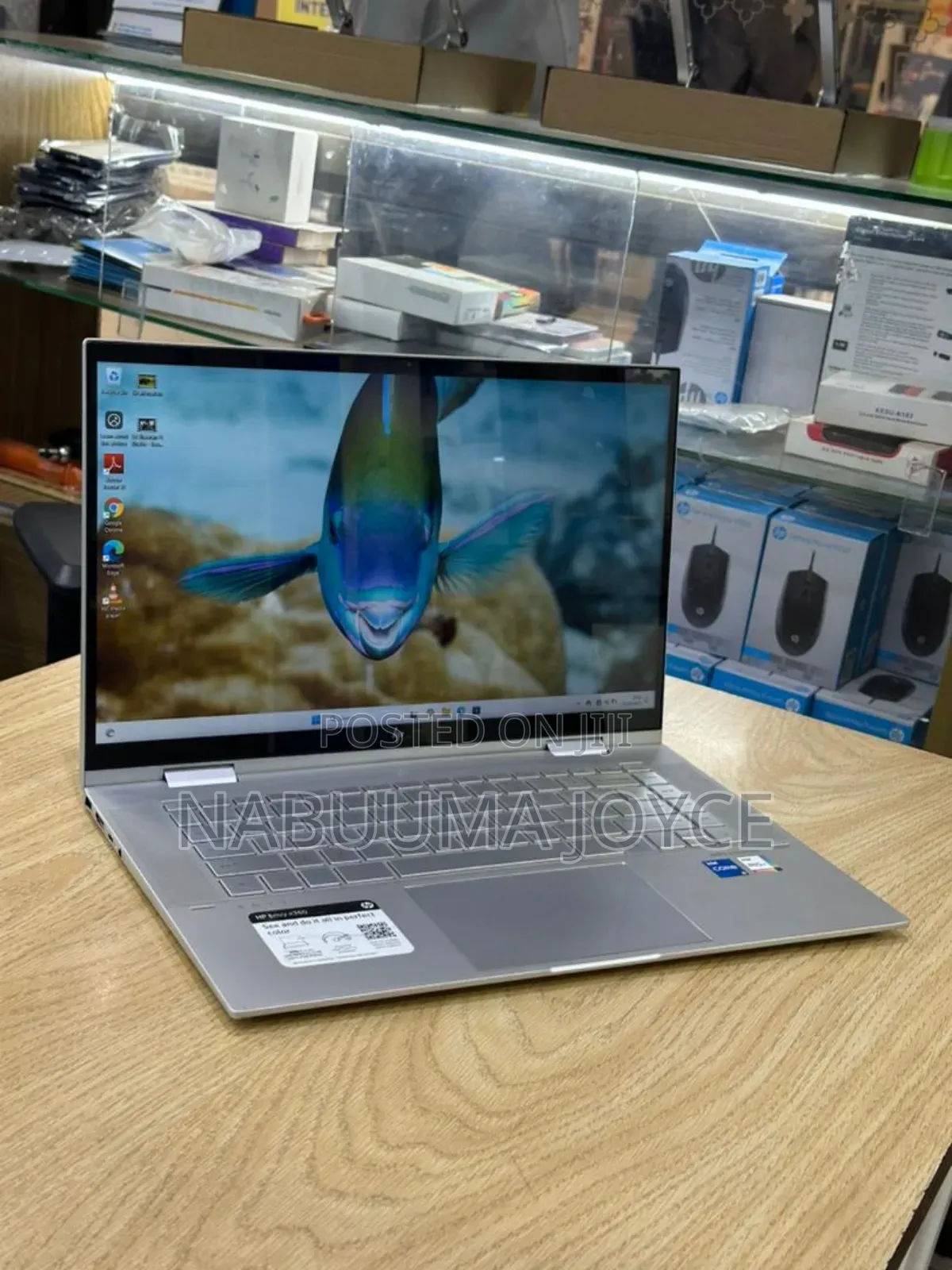 New Laptop HP Envy X360 15t 8GB Intel Core I5 SSD 256GB