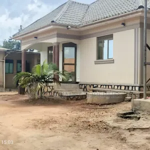 3bdrm Bungalow in Nabingo Masaka Rd, Central Division for sale