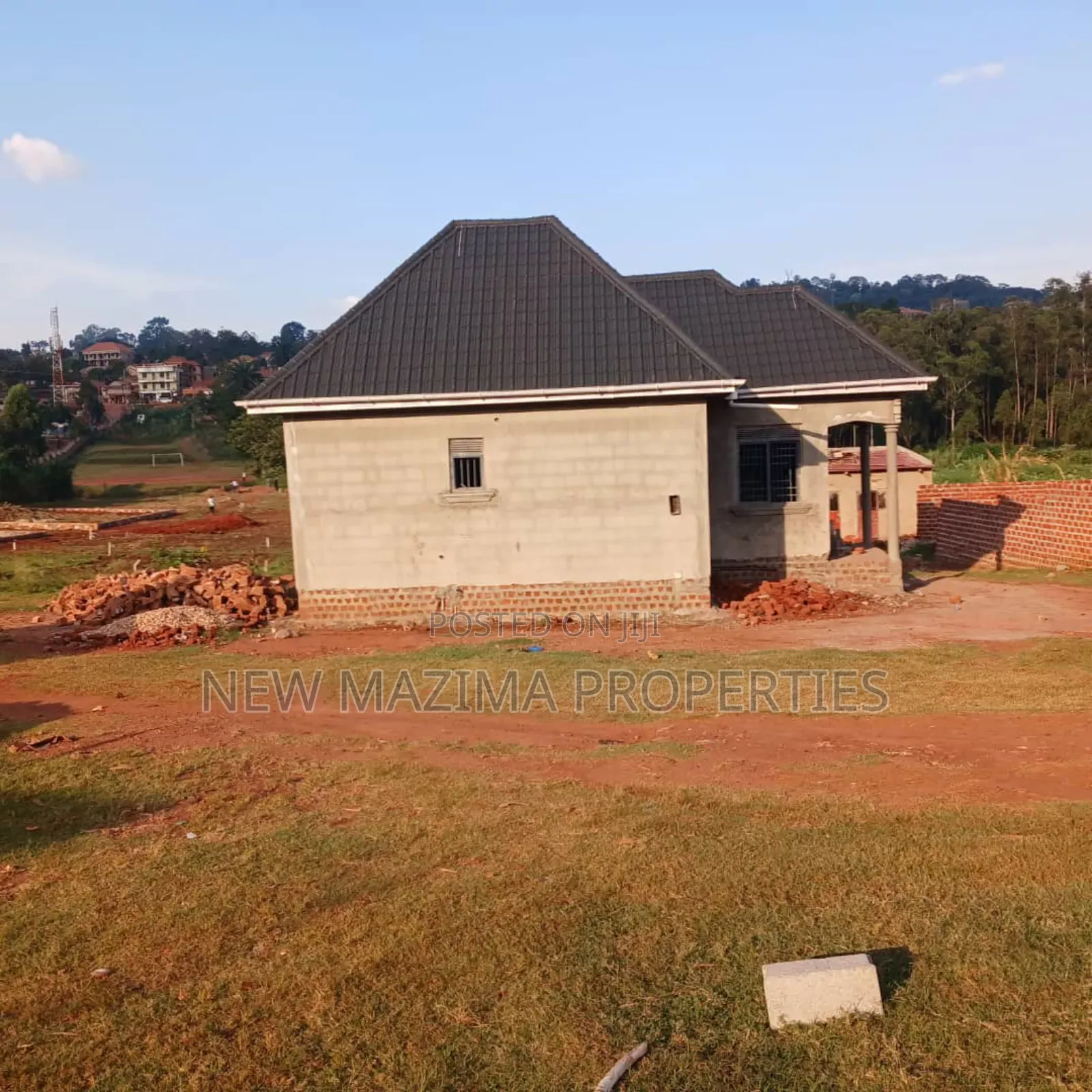 Beautiful Plot on Quicksale in Heart of Salaama Munyonyo Rd