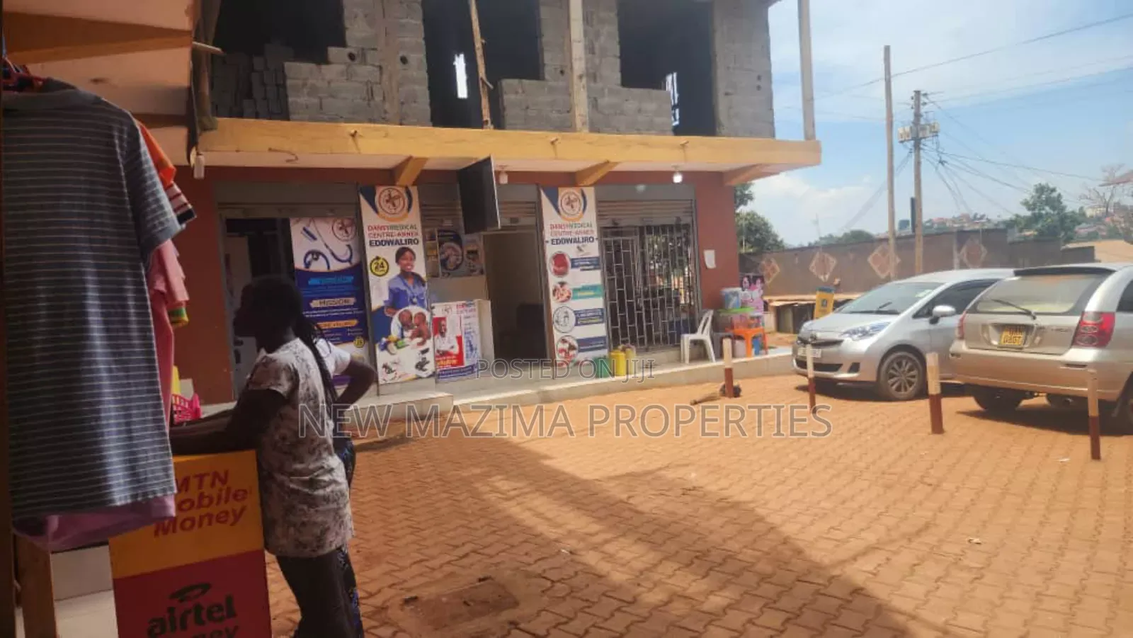 Commercia Plaza With Many Shops Selfcontained Rentals Onsale Kitende