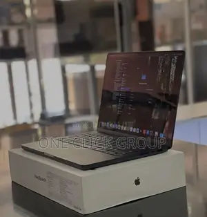 Apple MacBook Pro 2023 M3 14-Inch 36GB Apple M3 Pro SSHD (Hybrid) 512GB
