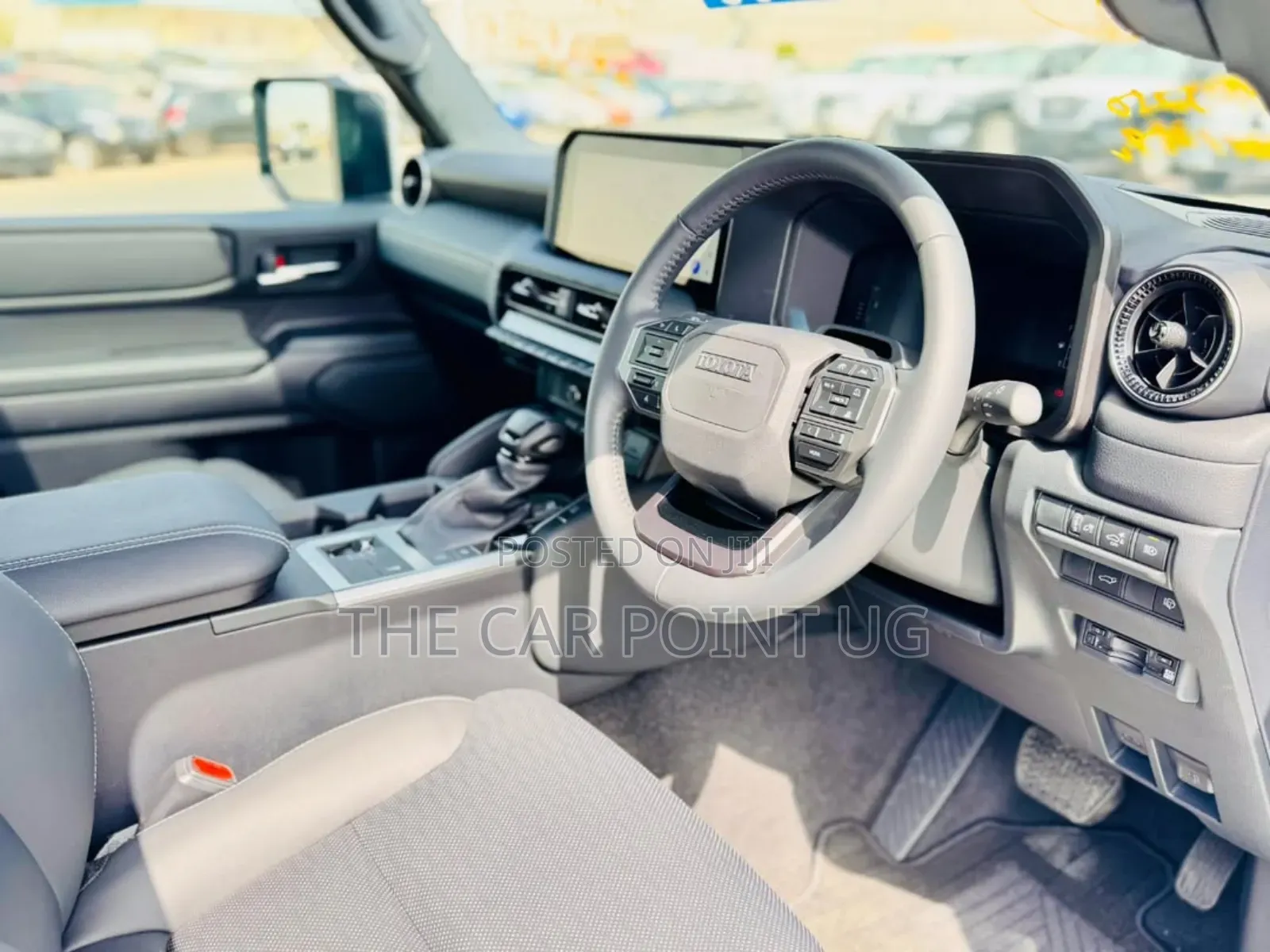 Toyota Land Cruiser Prado 2.8 2024 White