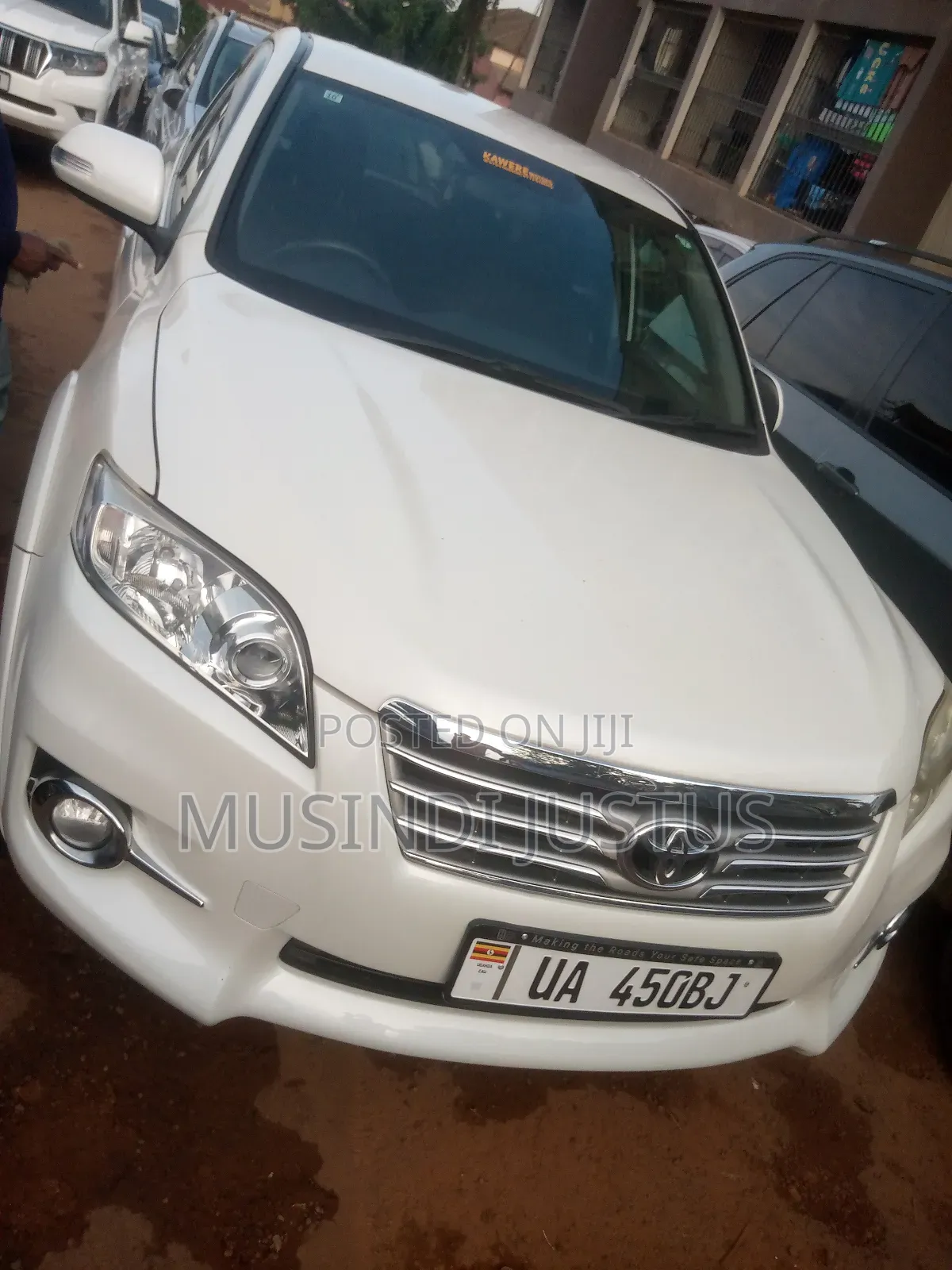 Toyota Vanguard 2012 White