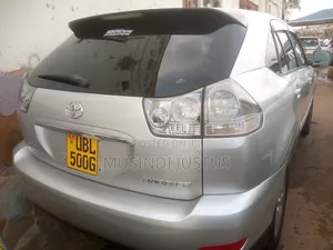 Toyota Harrier 2008 Silver
