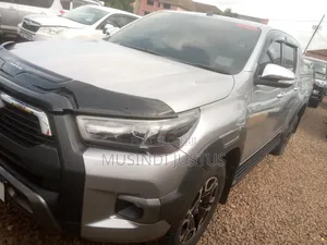 Toyota Hilux 2017 Silver
