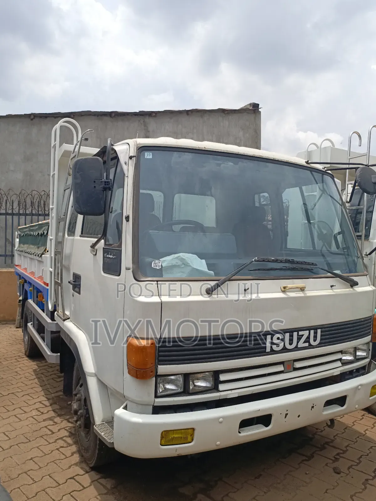 Isuzu Forward Truck