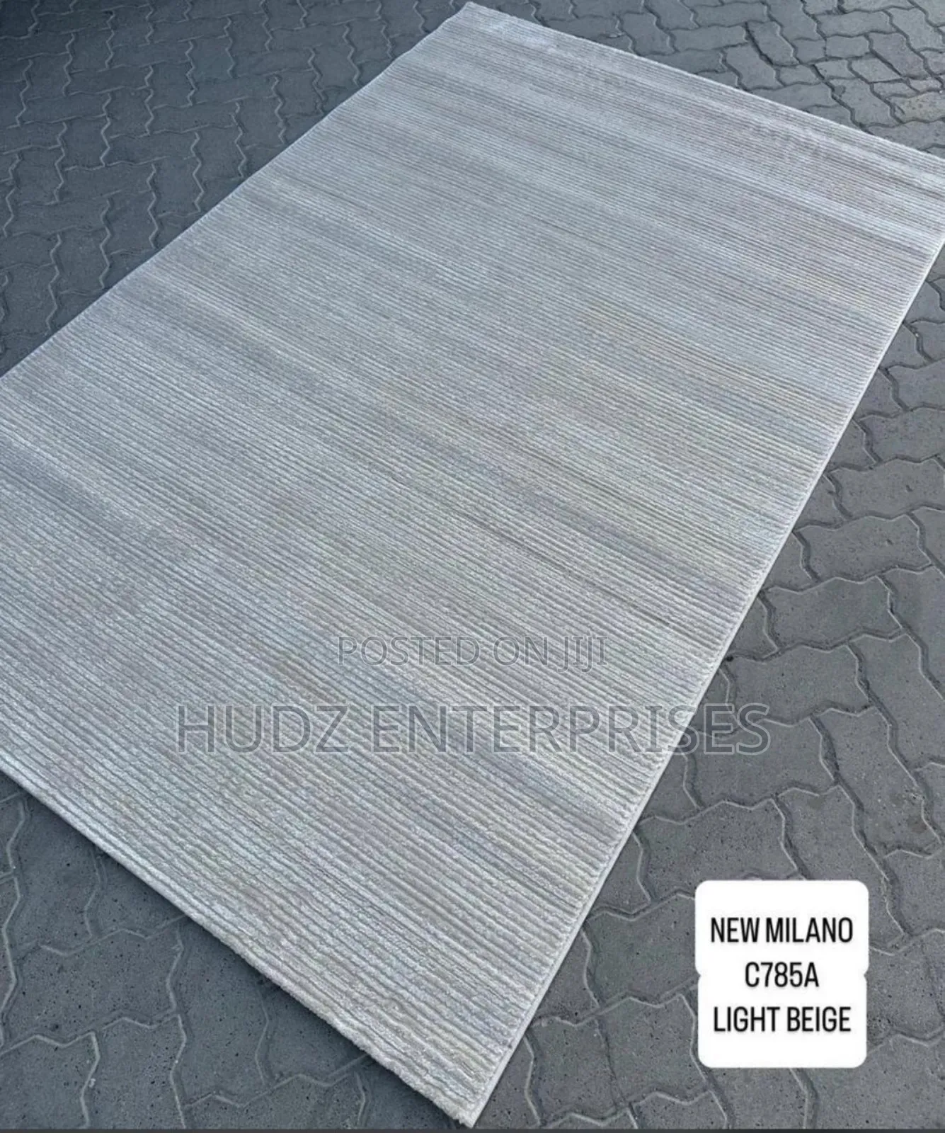 2x3 Palace Center Carpet Cream Milano