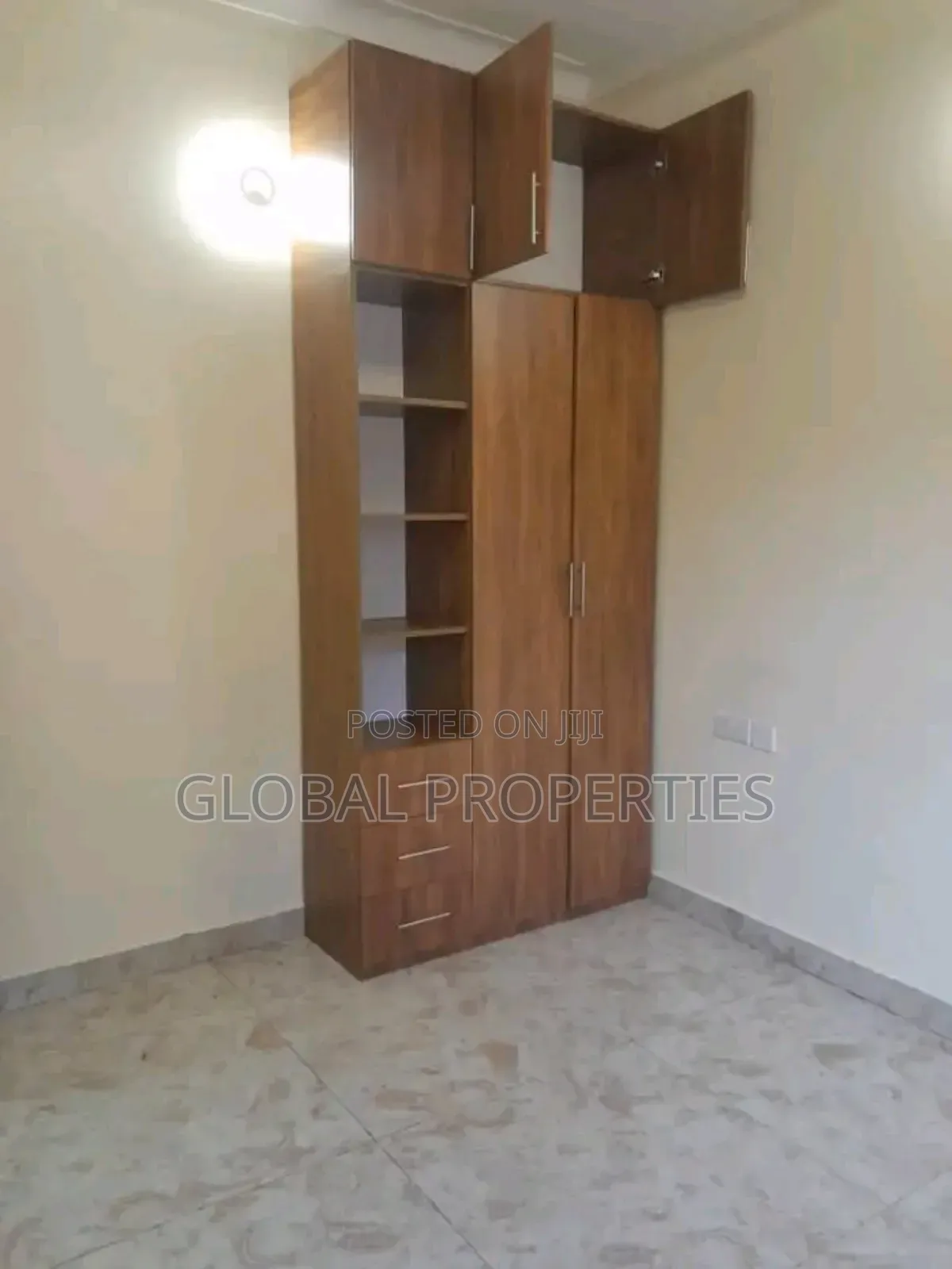 1bdrm Bungalow in Kyaliwajala Estate, Central Division for rent