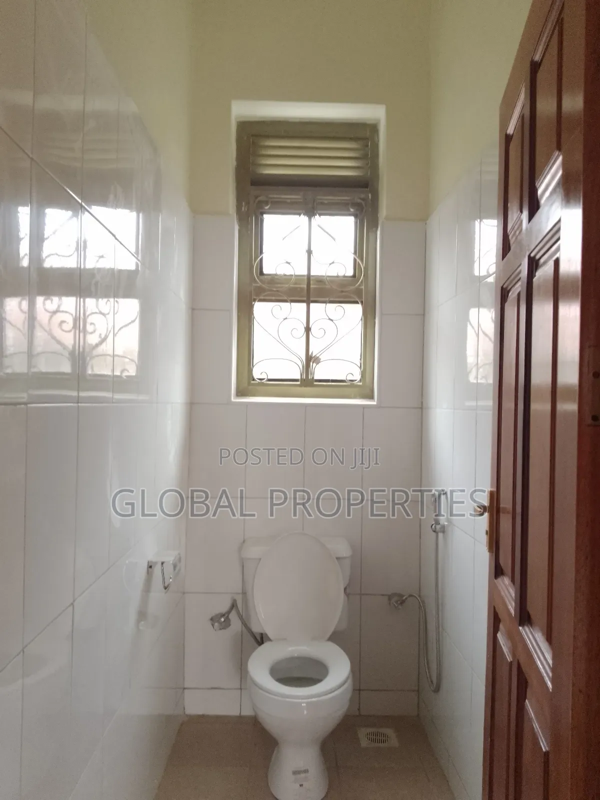 2bdrm Bungalow in Kyaliwajala, Central Division for rent