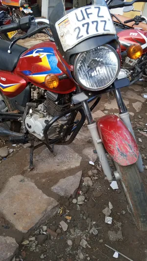 Bajaj Boxer 125 2023 Red