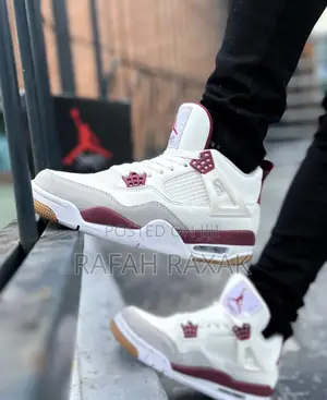 Nike Sb X Air Jordan 4 “Varsity Red” Sneakers