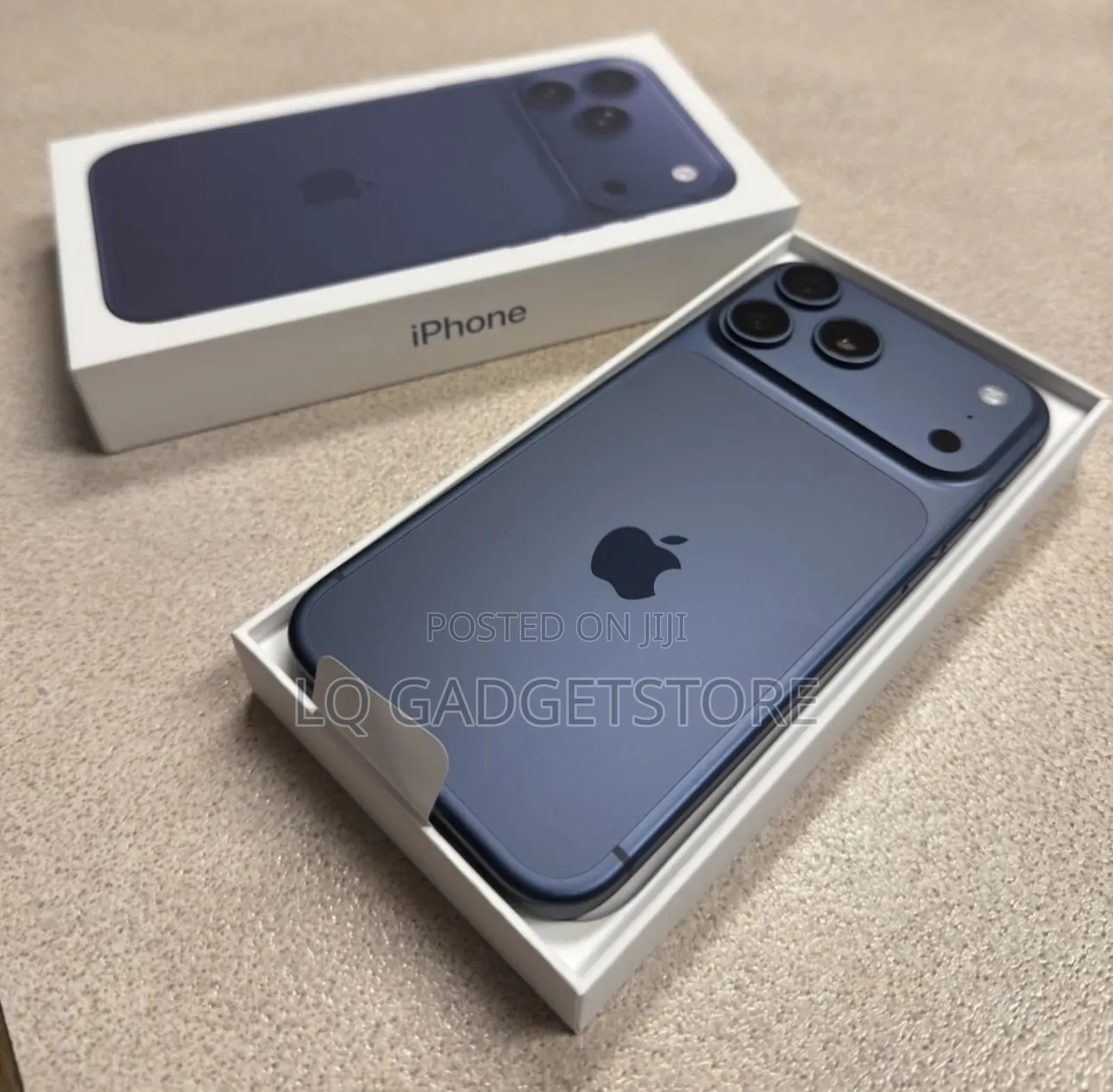 New Apple iPhone 17 Pro Max 256 GB Blue