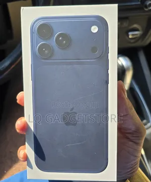New Apple iPhone 17 Pro Max 256 GB Blue