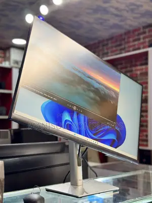 Dell Monitor 27 Inch Screen Ips Hdmi Dp Type C Usb 3.0
