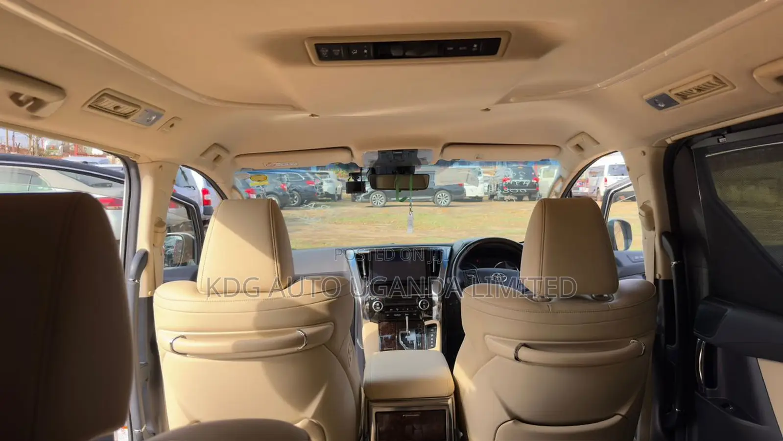 Toyota Alphard 2.5 Hybrid AWD 2019 Silver