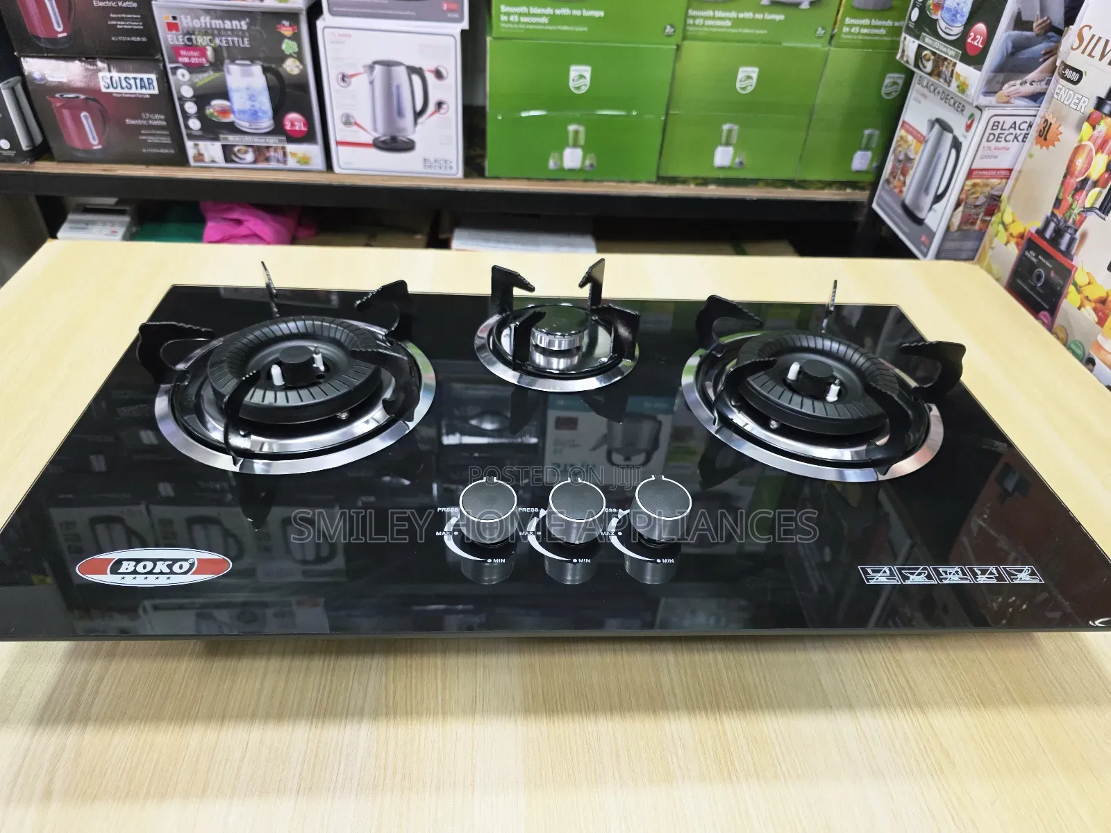 Boko Built-in Tripple Gas Hob Glass Material at an Affordable Price