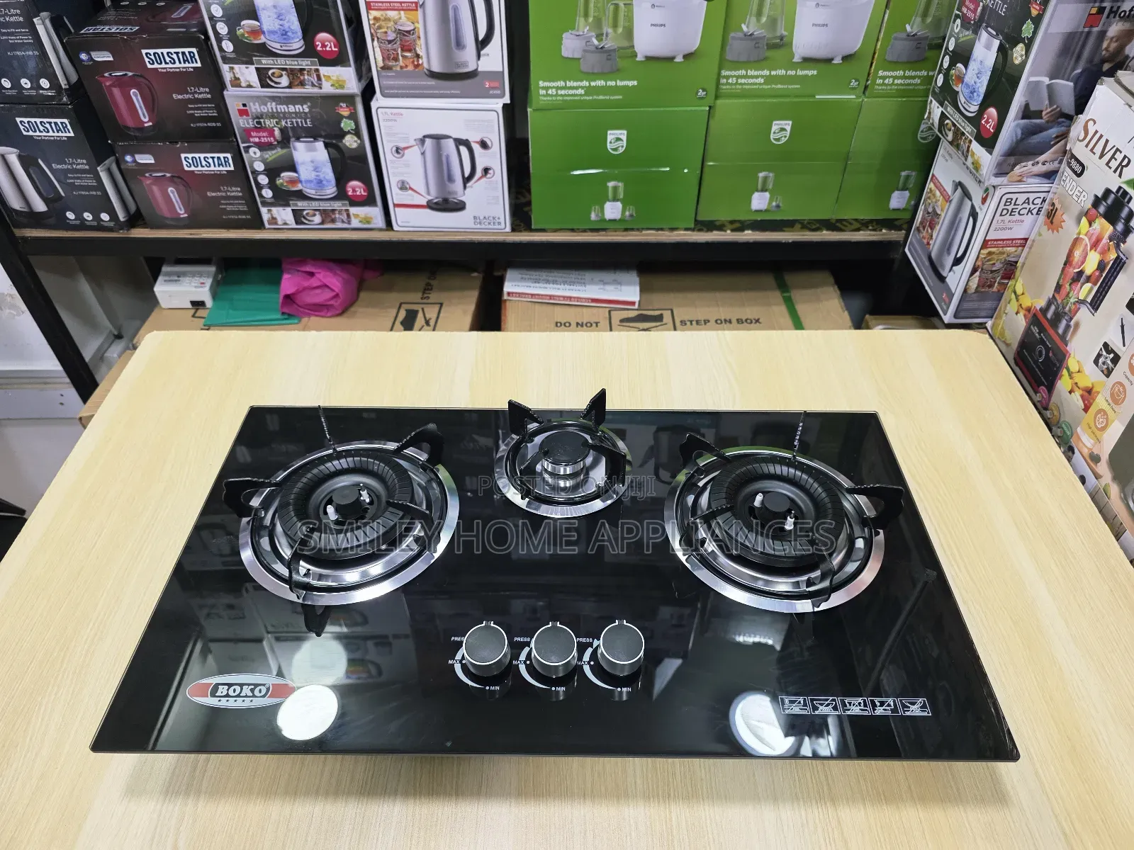 Boko Built-in Tripple Gas Hob Glass Material at an Affordable Price