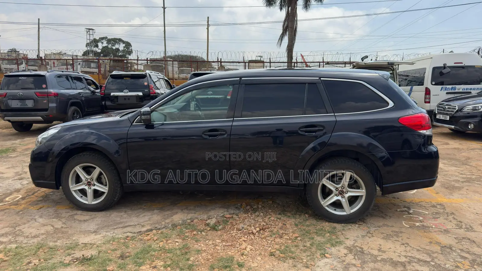 Subaru Outback 2012 Black