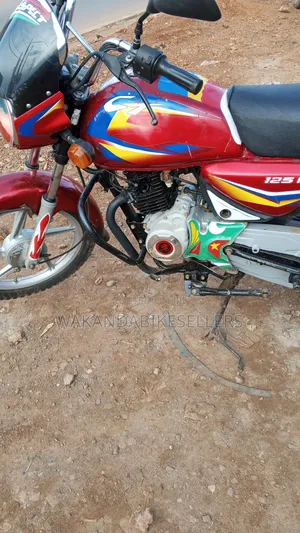 Bajaj Boxer 125 2023 Red
